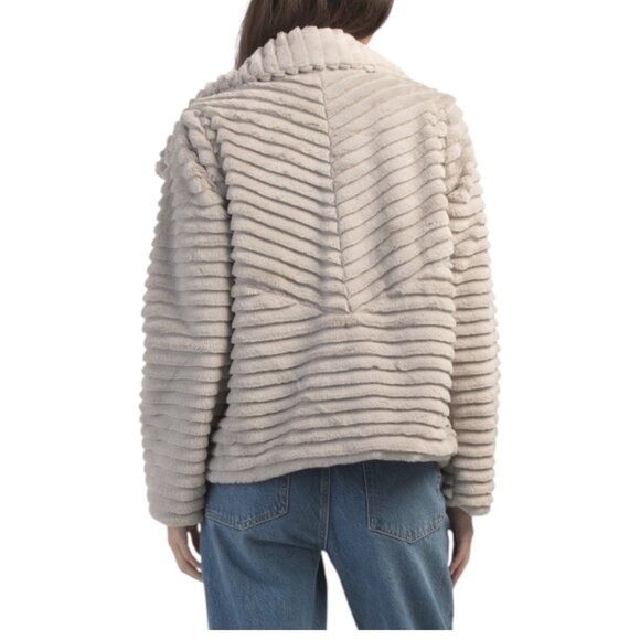 BERNARDO Grey Faux Fur Coat - Picture 2 of 2